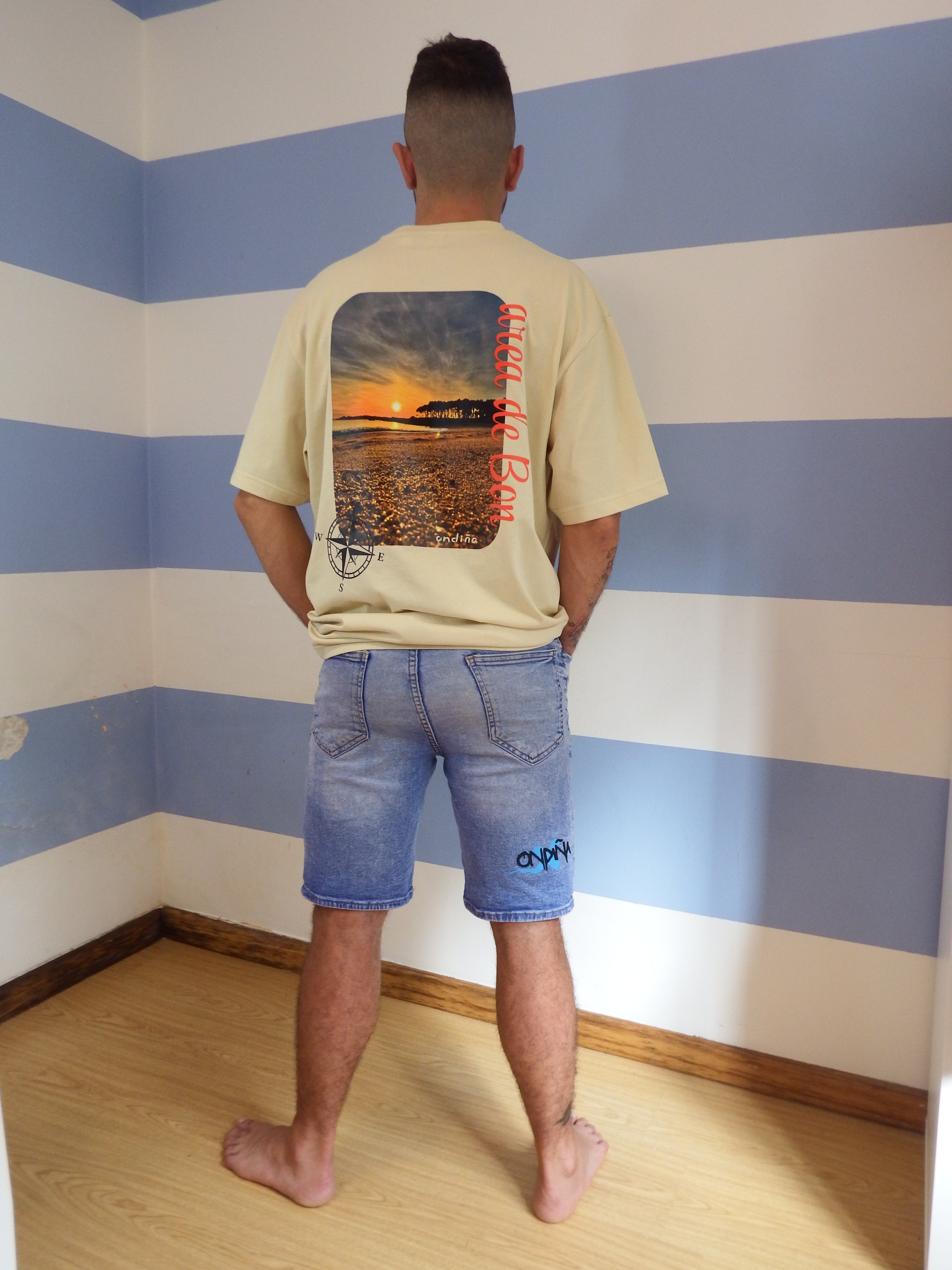 Camiseta Oversize Area de Bon — Ondiña Rabuda