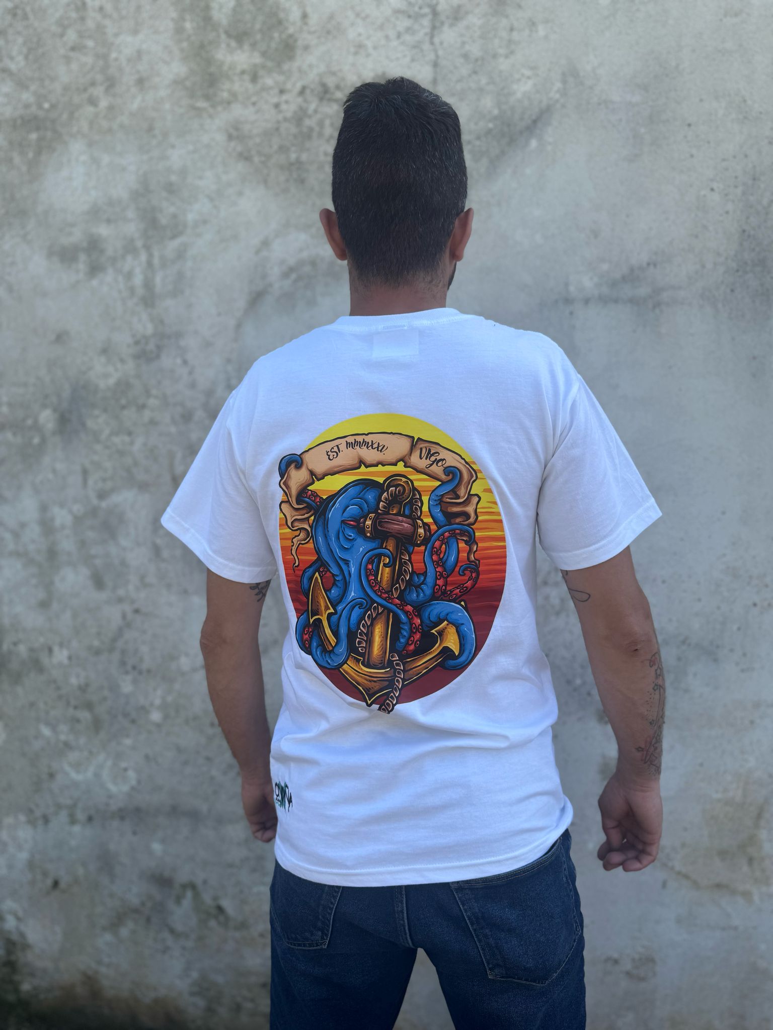 Camiseta Pulpo en el Alcla — Ondiña Rabuda